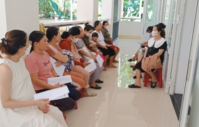 Khám sản, phụ khoa miễn phí cho phụ nữ huyện Trà Bồng.